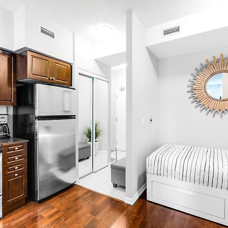 Aoc Suites - High-Rise Condo - City View Τορόντο Εξωτερικό φωτογραφία